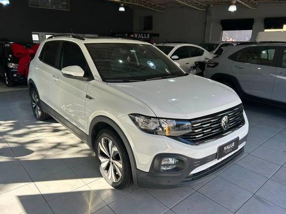 VOLKSWAGEN T-CROSS 1.0 200 TSI TOTAL FLEX COMFORTLINE AUTOMÁTICO VOLKSWAGEN T-CROSS 1.0 200 TSI TOTAL FLEX COMFORTLINE AUTOMÁTICO